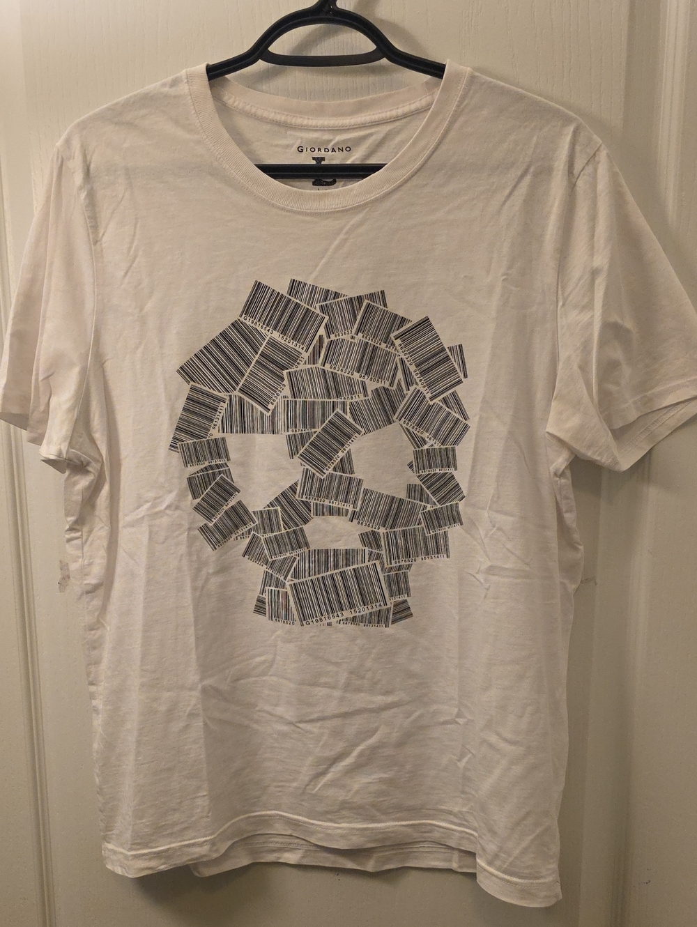 Giordano White Short-Sleeve Skull Graphic Tee